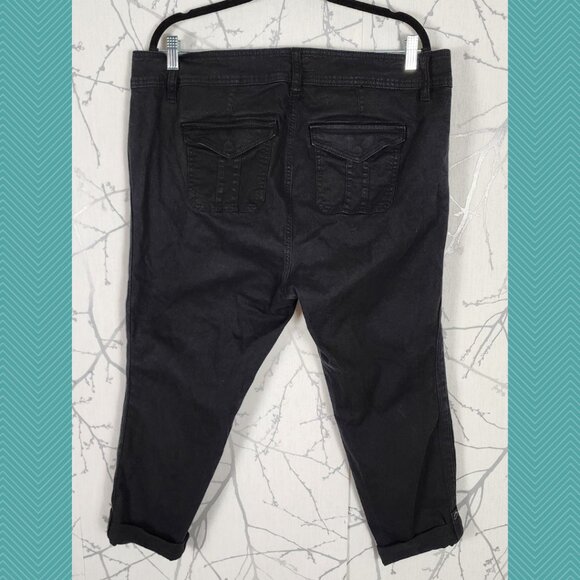 Torrid Black Stretch Twill Mid Rise Aviatory Skinny Crop Pants - Picture 2 of 6